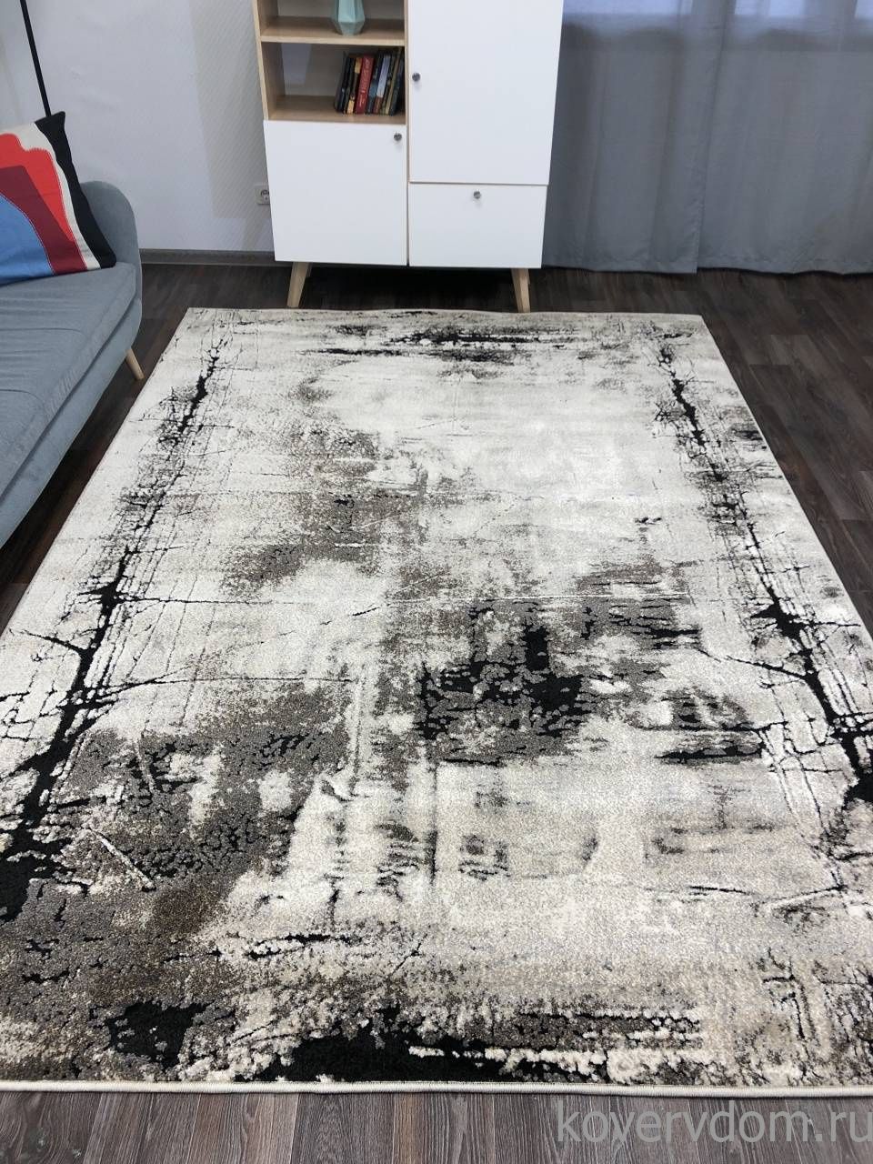 Ковер IBIZA 4870 BEIGE-BLACK Ковер IBIZA 4870 BEIGE-BLACK